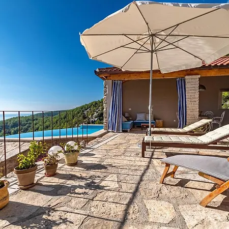 Сasa de vacaciones Defora